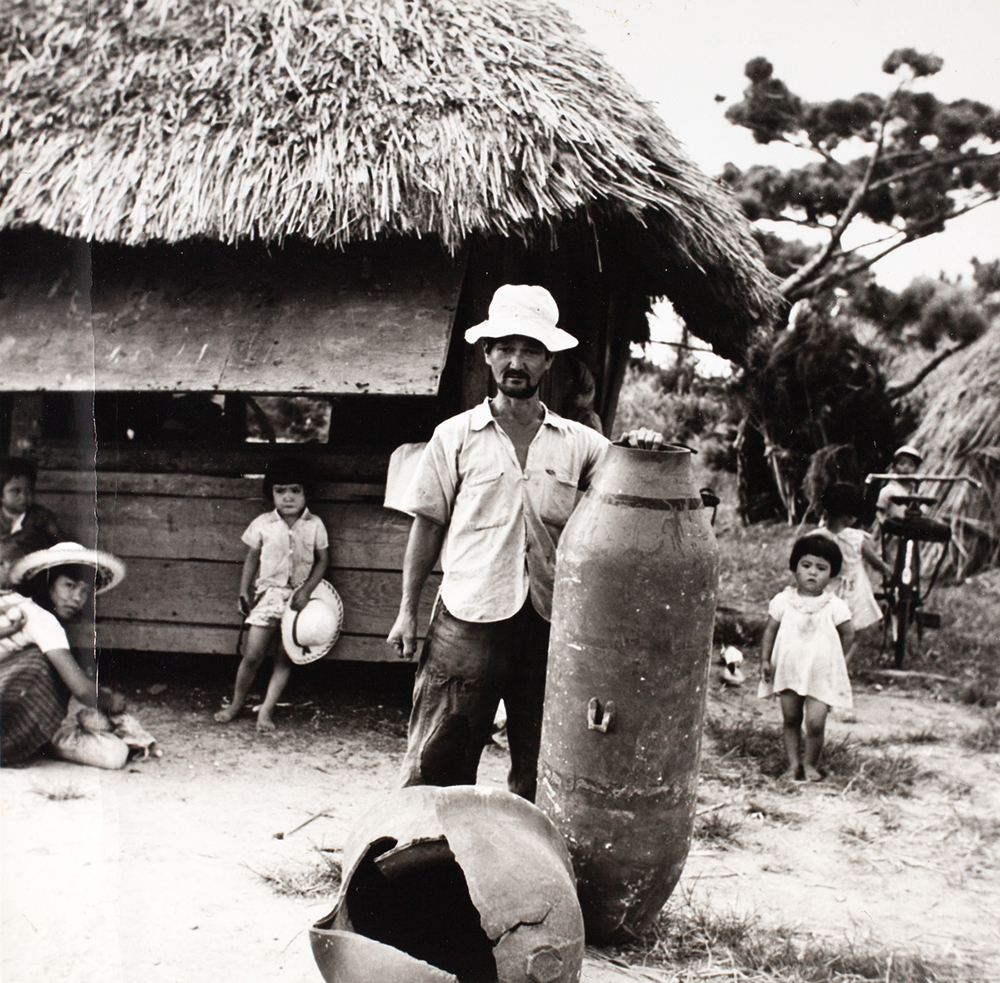 阿波根昌鴻写真展「人間の住んでいる島」 | midcoro